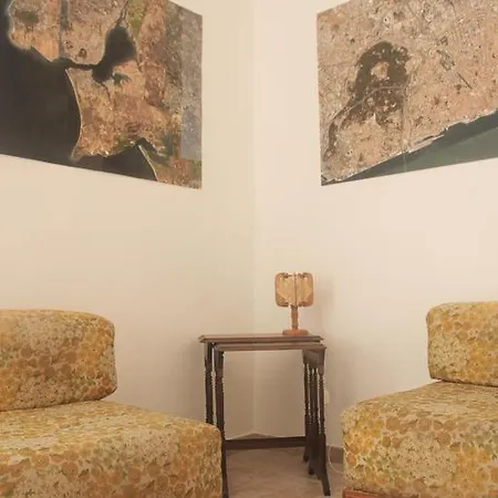 Casa Dos Anjos דירה *